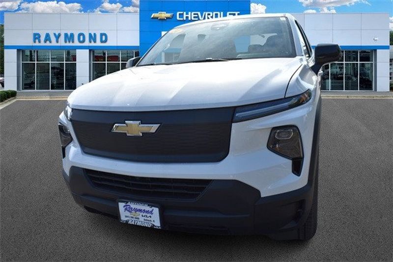 2024 Chevrolet Silverado EV Work TruckImage 9