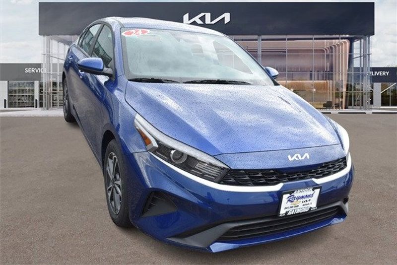 2024 Kia Forte LXSImage 10