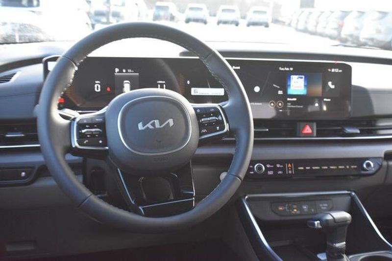 New 2026 Kia Carnival EXImage 21