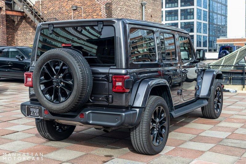 2021 Jeep Wrangler 4xE Unlimited SaharaImage 5