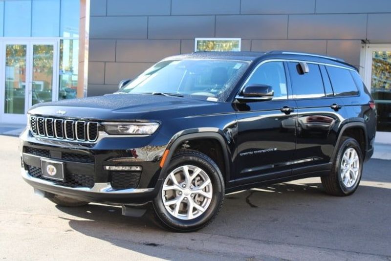 2023 Jeep Grand Cherokee L Limited 4x4Image 10