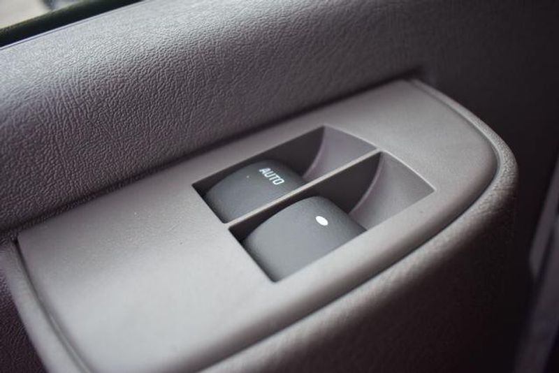 New 2025 Chevrolet Express 3500 Work VanImage 20