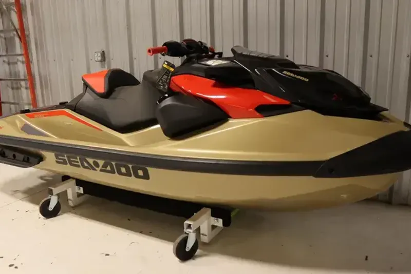 2025 SEADOO RXPX 325 WITH SOUND SYSTEM METALLIC TAN AND LAVA RED 