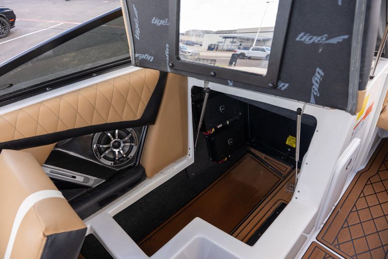 USED 2019 TIGE 2 RZX Image 23