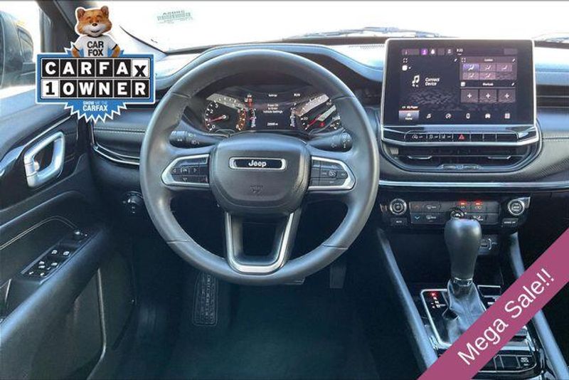 Used 2023 Jeep Compass AltitudeImage 4