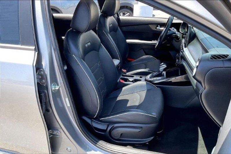 Used 2023 Kia Forte GT-LineImage 6