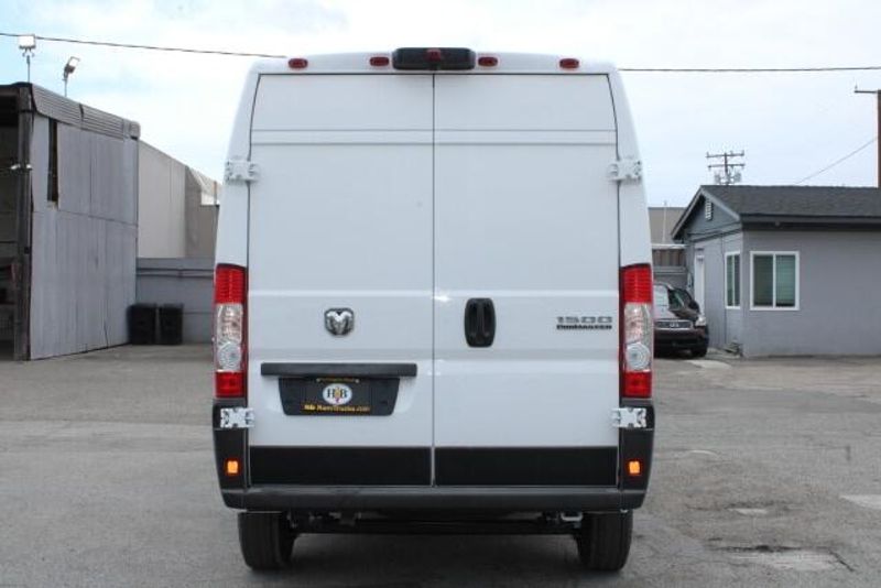 2025 RAM ProMaster 1500 High Roof 136 WBImage 7