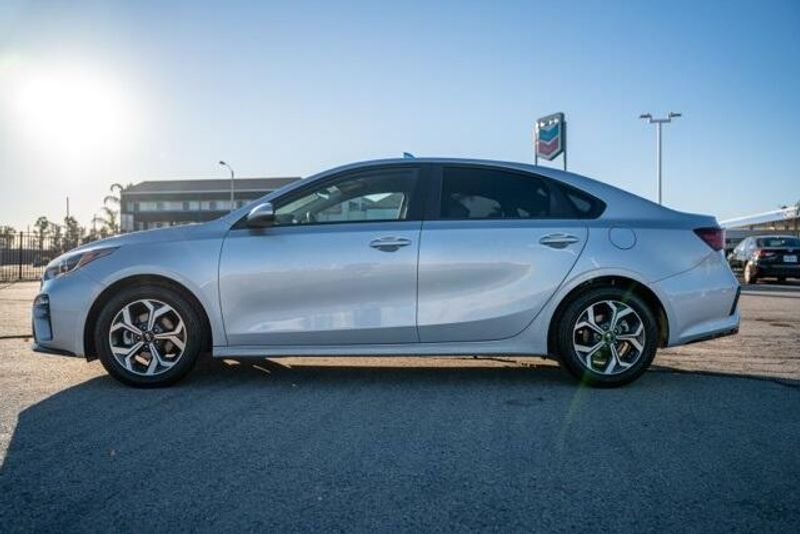 Used 2021 Kia Forte LXSImage 4