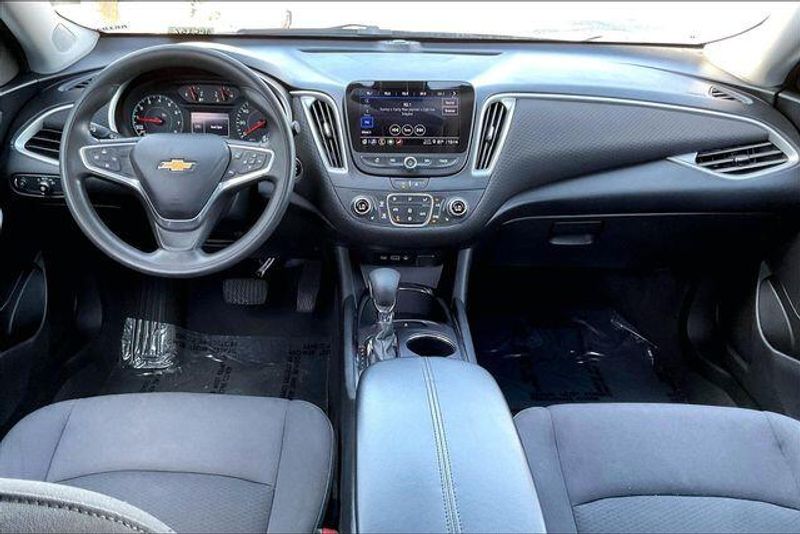 Used 2022 Chevrolet Malibu LTImage 15