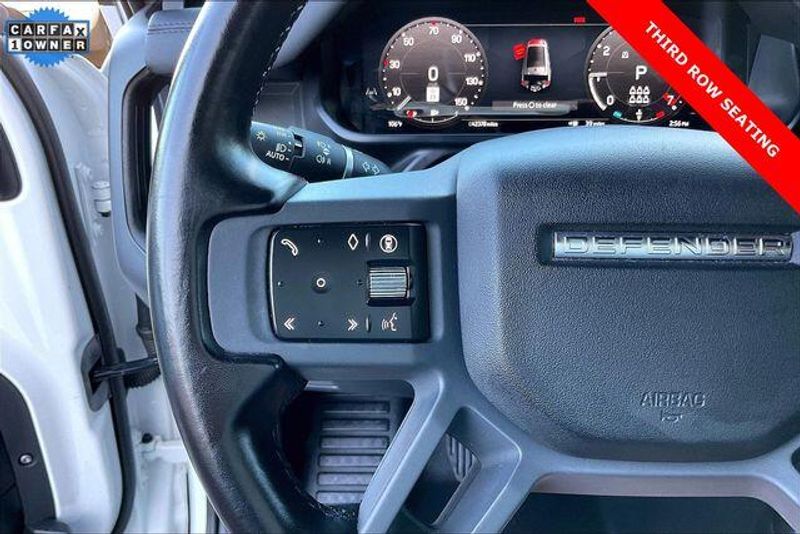 Used 2024 Land Rover Defender X-Dynamic SEImage 18