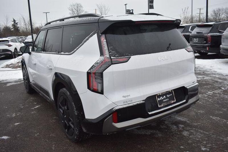 New 2026 Kia EV9 GT-LineImage 6