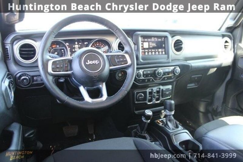 2020 Jeep Wrangler Unlimited SaharaImage 15