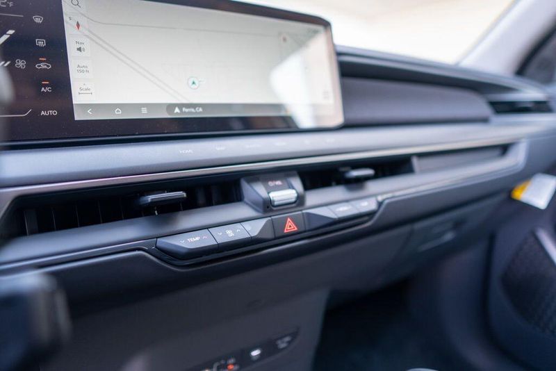 New 2026 Kia EV9 Light Long RangeImage 20