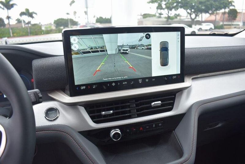 New 2025 Ford Explorer ActiveImage 19