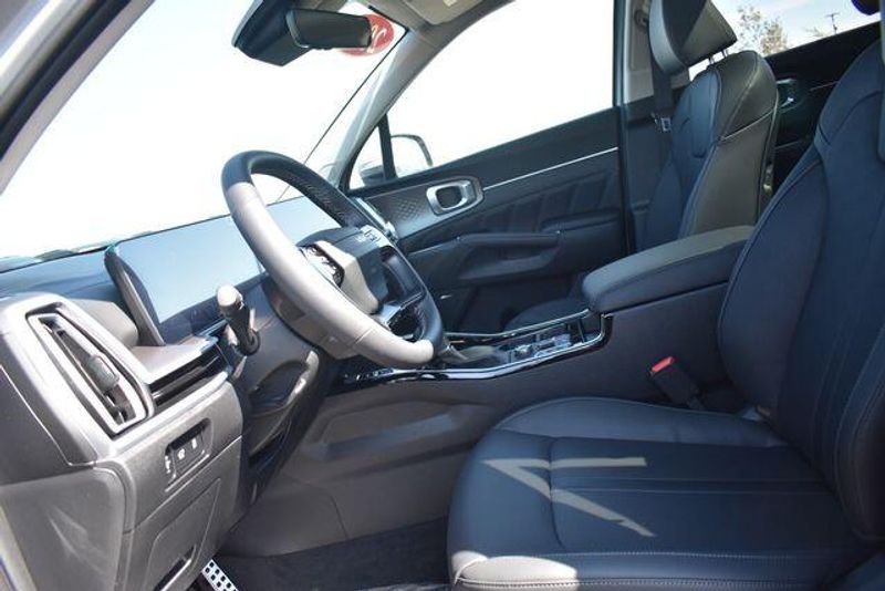 New 2026 Kia Sorento SXImage 25