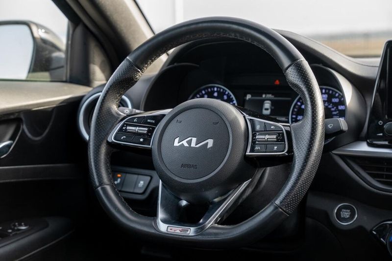 Used 2022 Kia Forte GT-LineImage 23