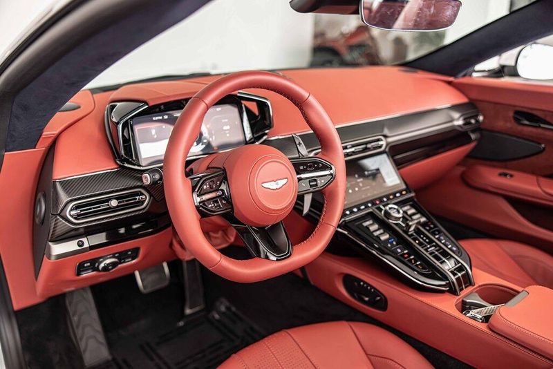 2026 Aston Martin Vantage AM6 photo 17