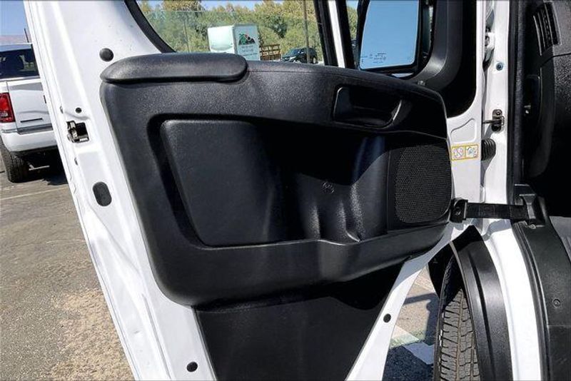 Used 2025 RAM ProMaster 2500 High RoofImage 22