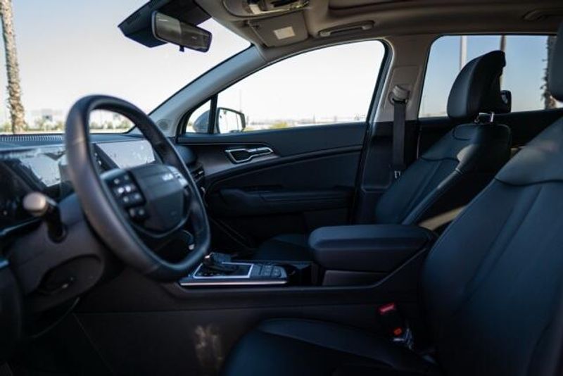 2026 Kia Sportage EXImage 11