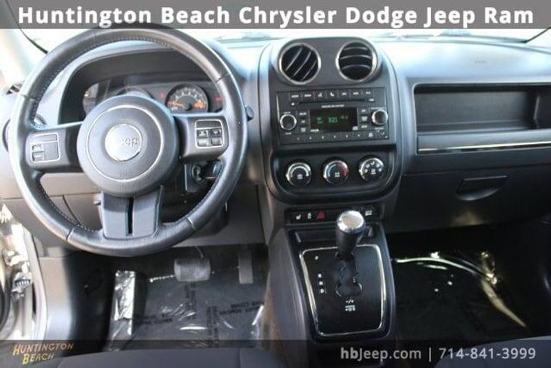 2016 Jeep Patriot LatitudeImage 12