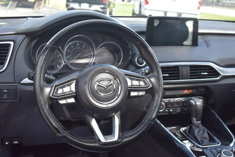 Used 2018 Mazda CX-9 TouringImage 18