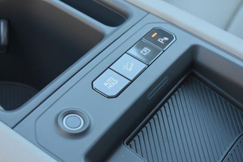 New 2026 Kia EV9 WindImage 29