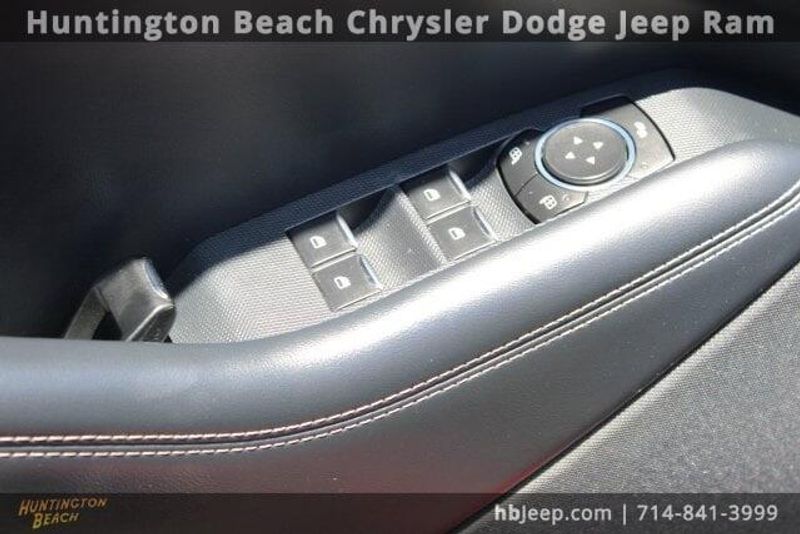 2022 Ford Mustang Mach-E SelectImage 12
