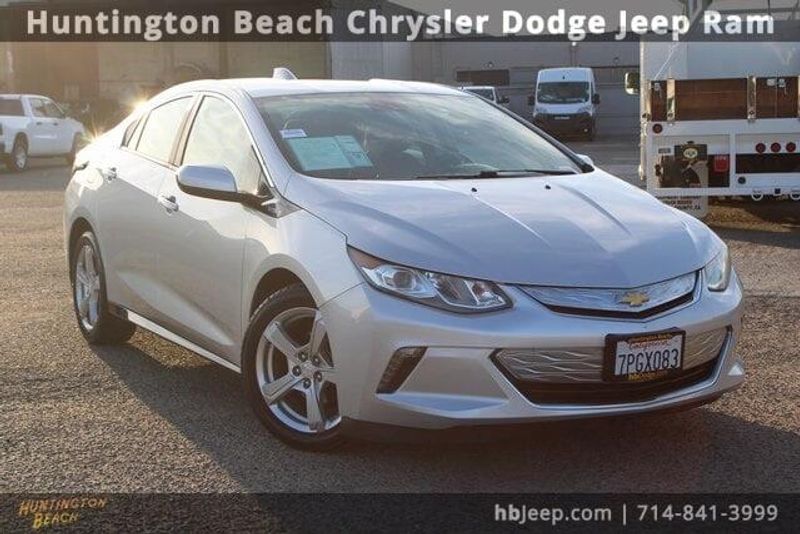 2016 Chevrolet Volt LTImage 1