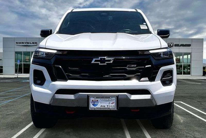 Used 2024 Chevrolet Colorado Z71Image 2