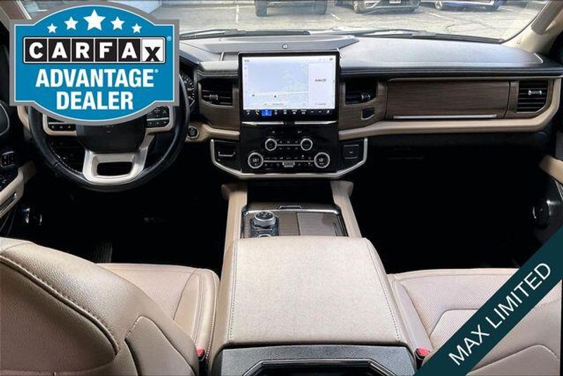 Used 2024 Ford Expedition LimitedImage 15