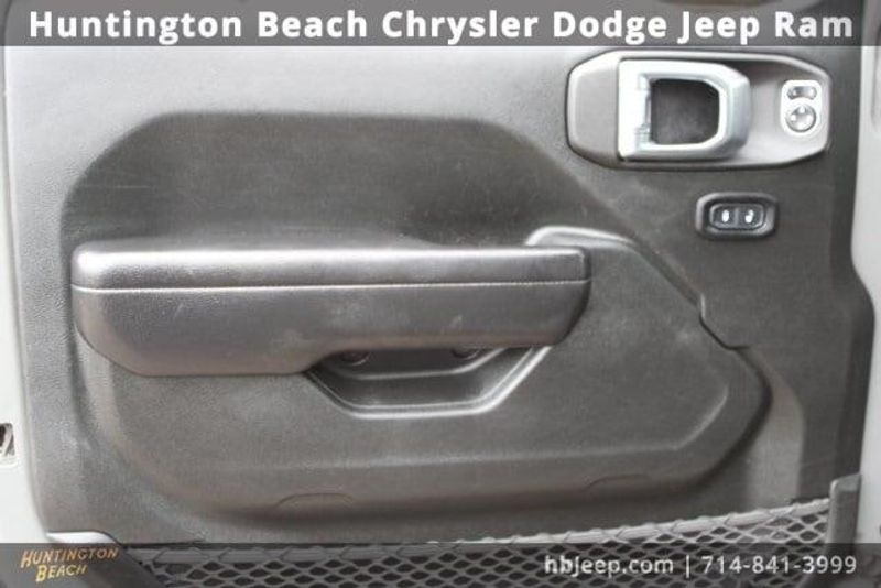 2021 Jeep Gladiator RubiconImage 13