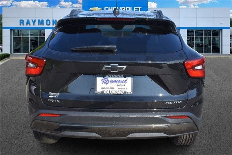 2025 Chevrolet Trax ActivImage 4