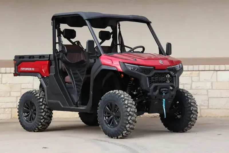 2025 CFMOTO UFORCE U10 PRO BORDEAUX RED 