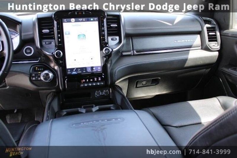 2022 RAM 1500 LimitedImage 24