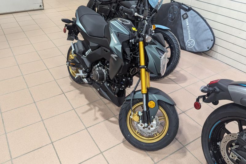 2025 KAWASAKI Z125 PRO BASE 