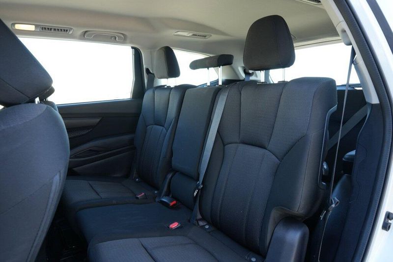 Used 2023 Subaru Ascent BaseImage 14