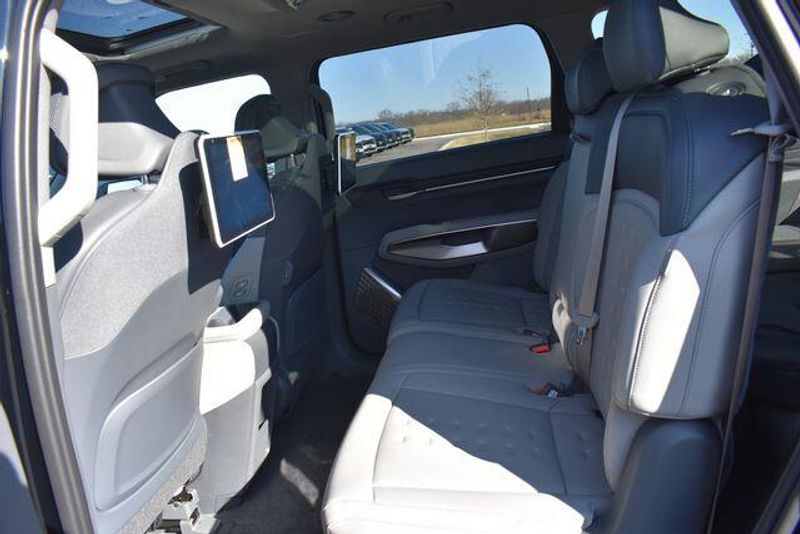 New 2026 Kia EV9 WindImage 23