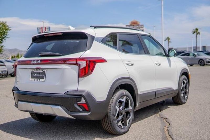 New 2025 Kia Seltos LXImage 7