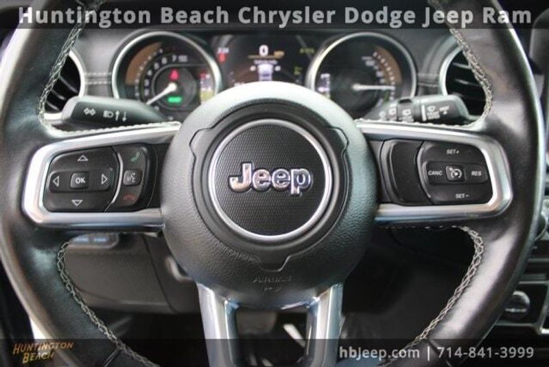 2022 Jeep Wrangler Unlimited Sahara 4xeImage 19