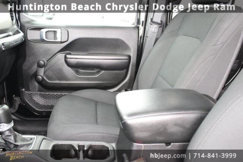 2021 Jeep Wrangler Unlimited WillysImage 27