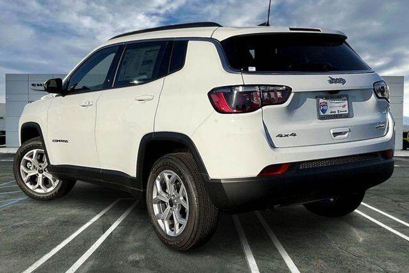 New 2026 Jeep Compass Latitude 4x4Image 2