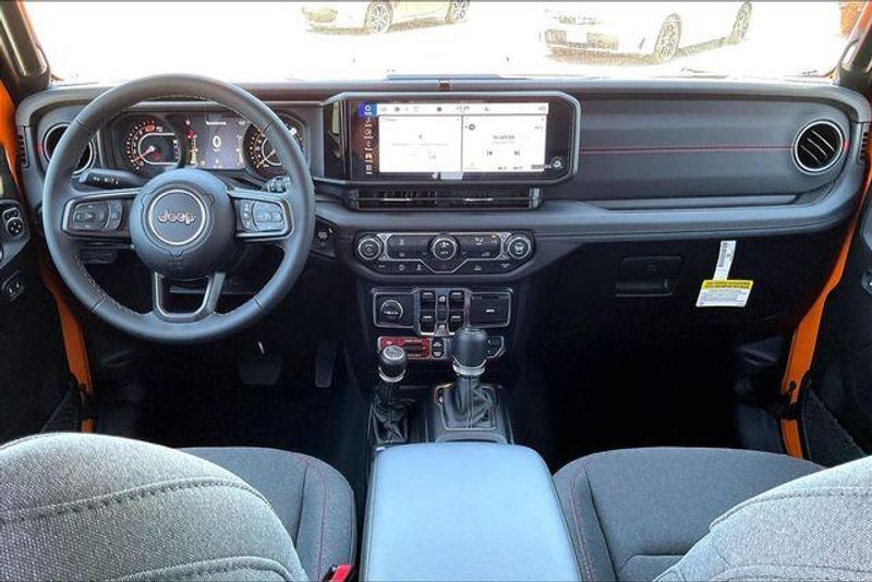 New 2026 Jeep Wrangler 4-door RubiconImage 4