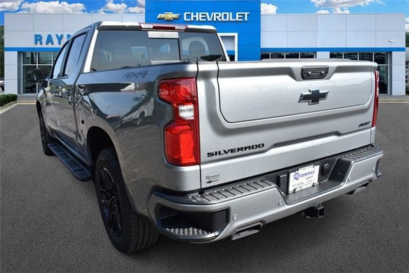 2024 Chevrolet Silverado 1500 RSTImage 7