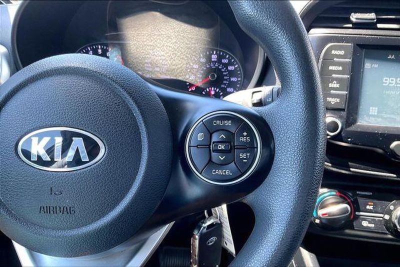 Used 2021 Kia Soul SImage 19