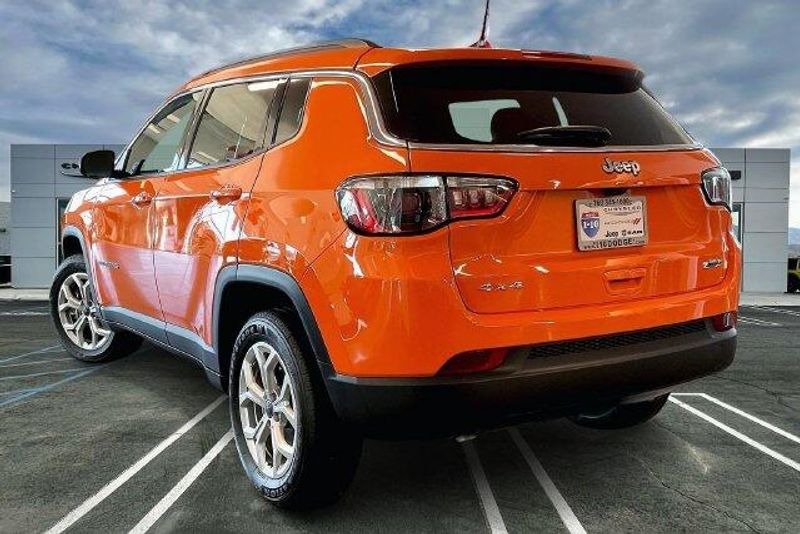 New 2026 Jeep Compass Latitude 4x4Image 2