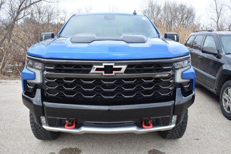 Used 2023 Chevrolet Silverado 1500 ZR2Image 8