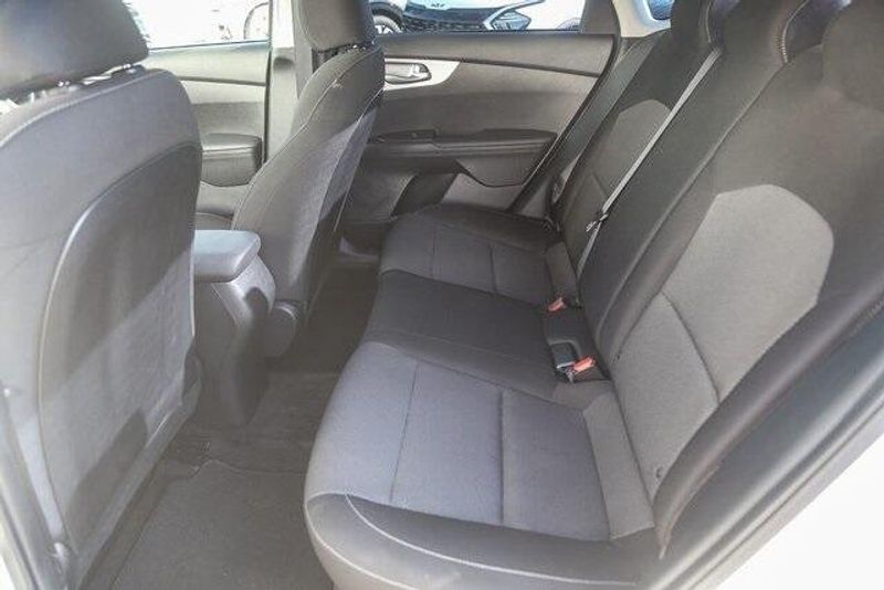 2024 Kia Forte LXSImage 20