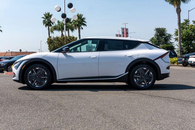 New 2026 Kia EV6 LightImage 4