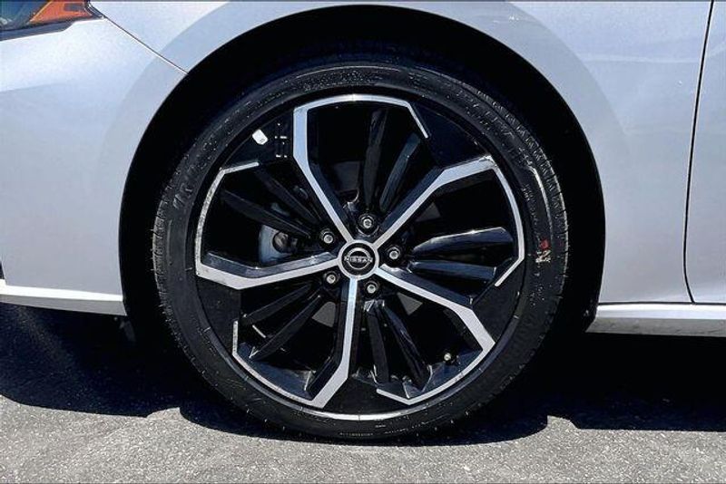 Used 2024 Nissan Altima 2.5 SRImage 8