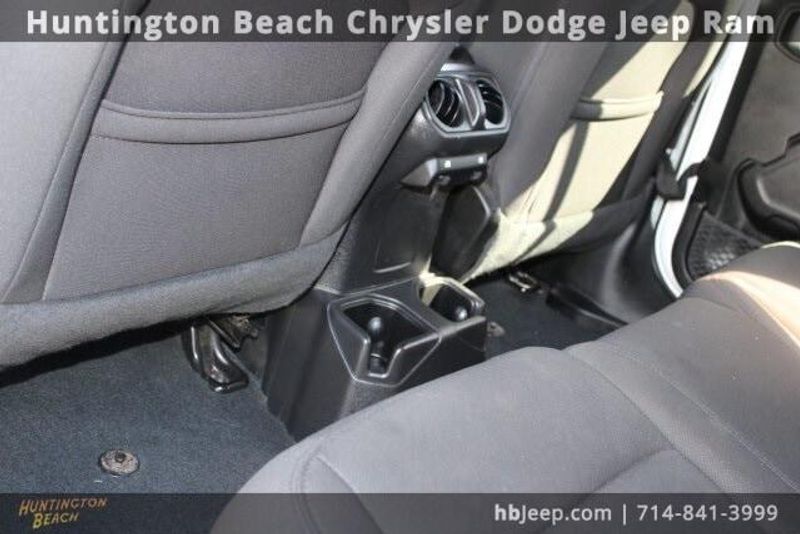 2022 Jeep Wrangler Unlimited WillysImage 35